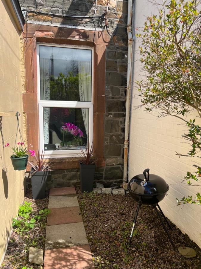 Apartamento The Blue Door Kirkcudbright Exterior foto